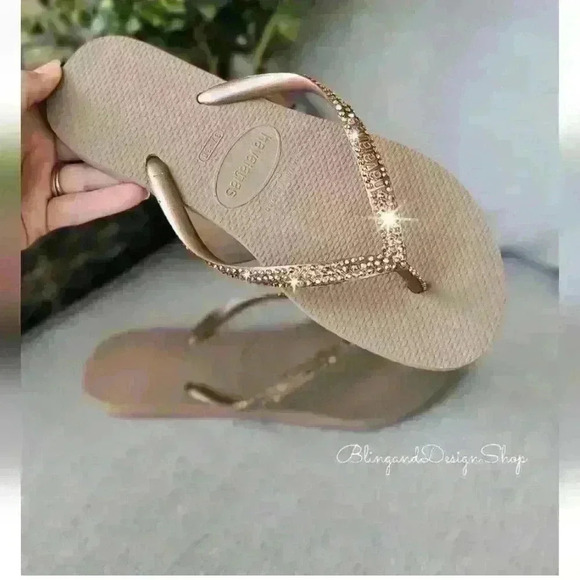 Havaianas Womens Bling Sandals Flip Flops made with Rose Gold Swarovski Crystals - Picture 1 of 7